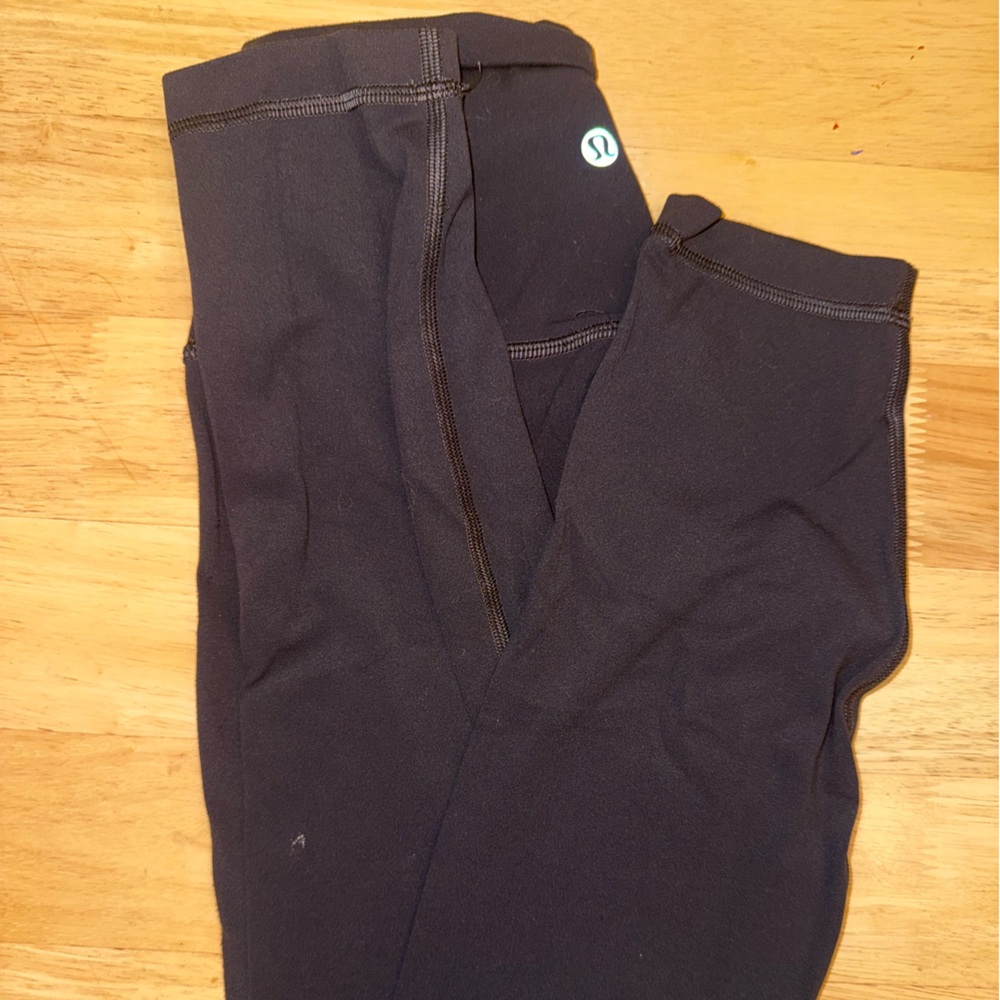 Lululemon Charcoal Grey 7/8 leggings